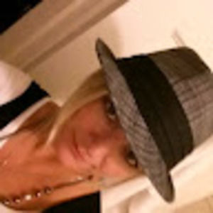 Meet your Posher, Joy